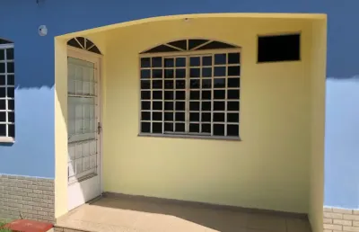 Casa de vila, 1 quarto, já incluso taxas - apenas r$900,00