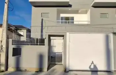 Espetacular sobrado a venda em nova palhoçasc - 2 quartos + 2 suites