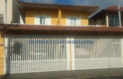 Sobrado em osasco, bairro jardim das flores, excelente local, 157m², mobiliado, 3 suítes, 4 vagas