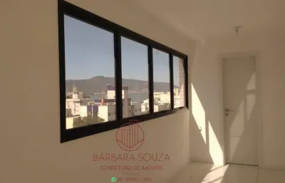 Sala ampla - ótima localização- coqueiros - florianópolis