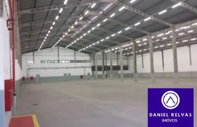 Galpão com 2800 m² de a/c para locação na aldeinha, alphaville