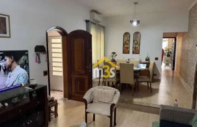 Excelente casa no jd. peri-peri com 3 quartos/1suíte, 2 vagas por $ 880.000,00, ao lado do metrô vila sonia e  sub prefeitura do butantã