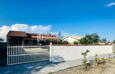 Casa com 3 quartos à venda na Rua Dos Botos, Centro, Laguna