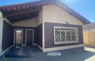 Casa para alugar no Crispim, Pindamonhangaba 