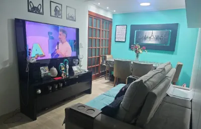 Casa em condomínio fechado com 2 quartos à venda na Rua Francisca de Freitas Martins, 315, Parque Califórnia, Jacareí