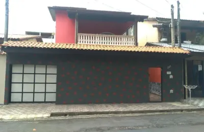 Casa com ótima localização, próximo a supermercados, lotérica, padaria ,academia de ginástica ,sesi, senai, posto de saúde e escolas.