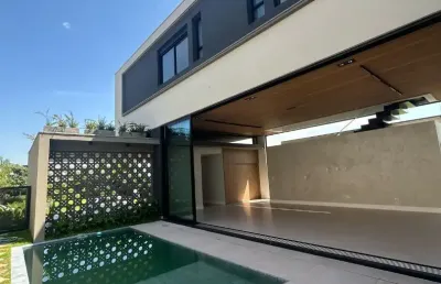 Casa hiato obra-prima de alto padrão assinada pelo renomado escritório sonne mller  condomínio alphaville 2
