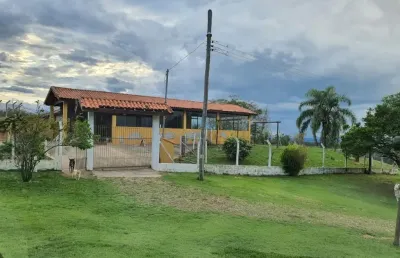 Chácara / sítio com 3 quartos à venda na Estrada Municipal Bom Jesus, 1472, Bandeira Branca, Jacareí