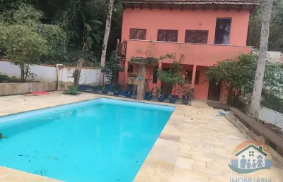 Excelente sobrado para venda no condomínio em guaecá são sebastião!