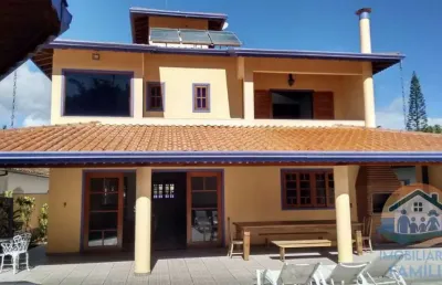 Incrível oportunidade imóvel próximo ao mar no bairro arrastão na cidade de são sebastião!