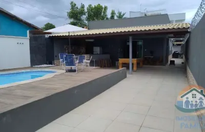 Excelente imóvel com piscina e seis kitnets independentes já alugadas localizado no bairro balneário dos golfinhos!!