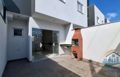 Excelente oportunidade de sobrado novo em condomínio localizado no bairro rio do ouro em caraguatatuba!!