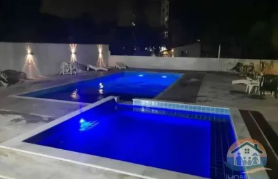 Excelente casa em condomínio com piscina e segurança 24 horas localizado no bairro jardim casa branca em caraguatatuba!!