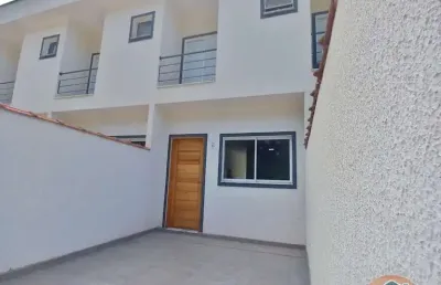 Excelente oportunidade de sobrado com entrada individual localizado no bairro massaguaçu em caraguatatuba!