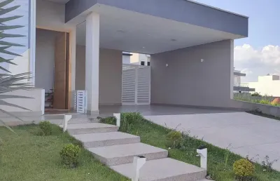 Esta casa em condomío fechado é a conexão entre você e a natureza !!
