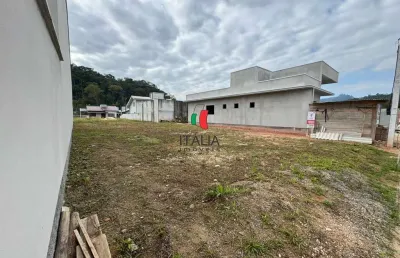 Terreno plano no condomínio residencial ivo kurtz – guabiruba