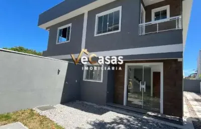 Duplex 2 e 3 quartos condominio frente/ meio/ fundos com quintal