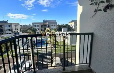 Ótimo apartamento de 2 quartos em um condomínio com total estrutura no bairro da enseada das gaivotas