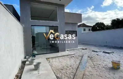 Casa linear com quintal amplo ? a 3 quadras da praia | rio das ostras/rj