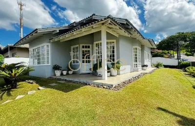 Casa com 3 quartos à venda no Glória, Joinville 
