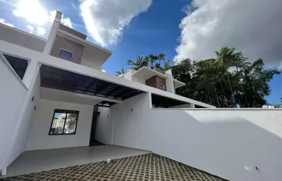 Casa com 3 quartos à venda no Atiradores, Joinville 