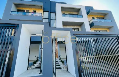 Sobrado à venda em joinville-sc, bairro floresta. 3 quartos, 1 suite, 2 salas, 3 banheiros, 2 vagas de garagem. aproveite!