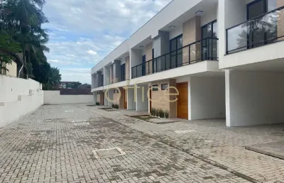 Casa em condomínio fechado com 3 quartos à venda no Glória, Joinville 