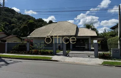 Casa com 3 quartos à venda no América, Joinville 