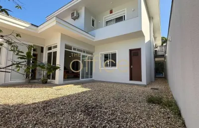 Casa com 3 quartos à venda no floresta, joinville  por r$ 1.750.000