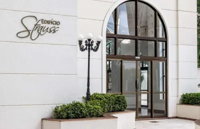Apartamento com 3 quartos para alugar na Avenida T 13, Setor Bueno, Goiânia