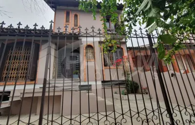 Casa com 4 quartos à venda na rua congo, 321, vila ipiranga, porto alegre por r$ 890.000
