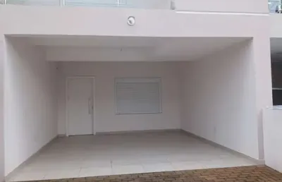 Casa com 3 quartos à venda na rua engenheiro ubatuba de faria, 103, sarandi, porto alegre por r$ 649.000
