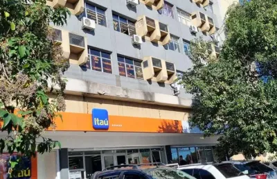 Sala comercial à venda na avenida assis brasil, 6203, são sebastião, porto alegre por r$ 130.000