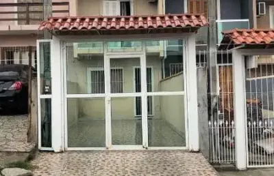 Casa com 2 quartos à venda na rua tesourinha, 23, jardim algarve, alvorada por r$ 260.000
