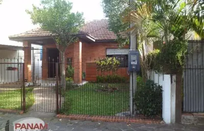 Casa com 3 quartos à venda na rua breno arruda, 223, santa maria goretti, porto alegre por r$ 540.000