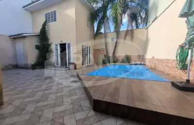 Casa com 3 quartos à venda na rua conselheiro brusque, 246, jardim itu sabará, porto alegre por r$ 689.000