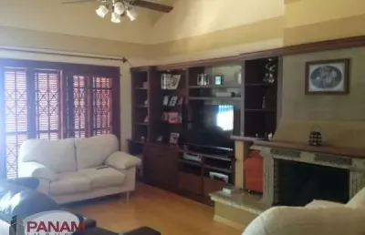 Casa com 4 quartos à venda na rua presidente juarez, 510, são sebastião, porto alegre por r$ 1.808.000