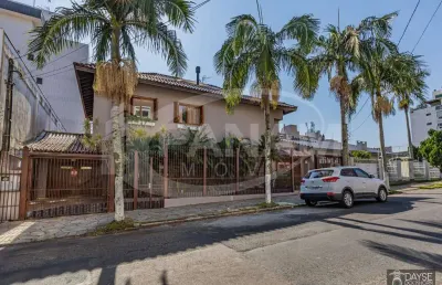 Casa com 3 quartos à venda na avenida montreal, 356, jardim lindóia, porto alegre por r$ 1.699.000