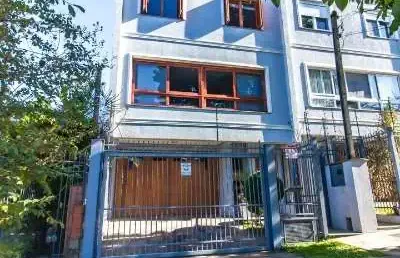 Casa com 3 quartos à venda na rua martin luther king, 258, são sebastião, porto alegre por r$ 1.130.000