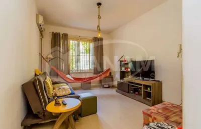 Apartamento com 2 quartos à venda na avenida berlim, 380, são geraldo, porto alegre por r$ 220.000