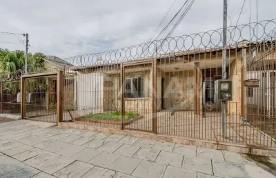 Casa com 3 quartos à venda na rua théo benevenuto, 45, sarandi, porto alegre por r$ 545.000