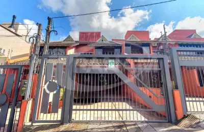 Casa com 3 quartos à venda na praça dom pedro, 106, vila ipiranga, porto alegre por r$ 890.000