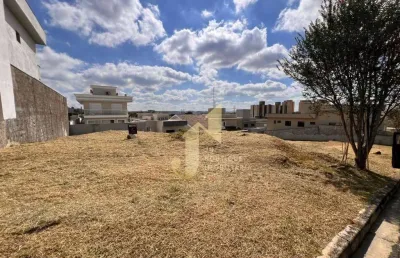 Terreno a venda no condomínio residencial golden park