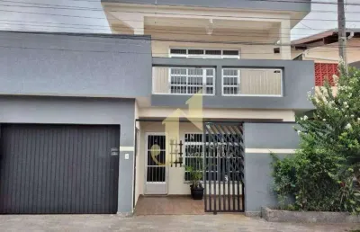 Sobrado a venda no bairro cidade jardim com 4 dormitórios