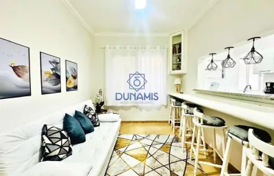 Apartamento  reformado à venda com ótima localização na praia da enseada.