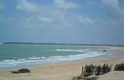 Casa mobiliada, beira-mar, na praia de zumbi/rio do fogo, 300 m² , terreno de 1.000 m²