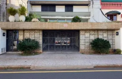 Casa com 1 quarto para alugar na Avenida Maringá, 1800, Vitória, Londrina
