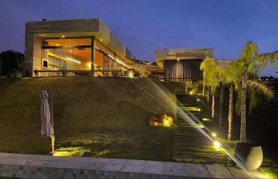 Casa com 4 dormitórios à venda, 461 m² por r$ 4.200.000,00 - estância santa paula - cambé/pr