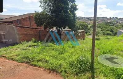 Terreno à venda na Rua Manoel Duarte Bilhão, 394, Colinas, Londrina