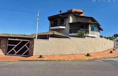 Casa com 1 suíte, 292 m² - venda por r$ 1.100.000 ou aluguel por r$ 5.000/mês - jardim sevilha - bragança paulista/sp